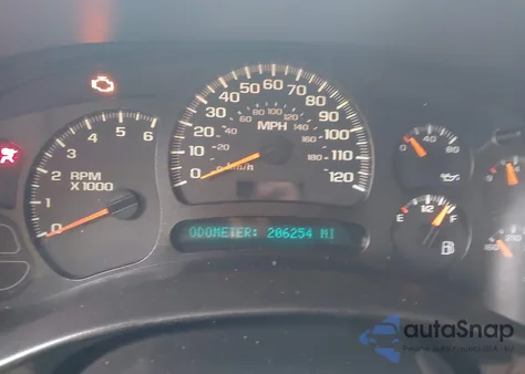 2005 Chevrolet Silverado 1500 Z71 z USA, uszkodzony, nr VIN 1GCEK19Z95Z148447